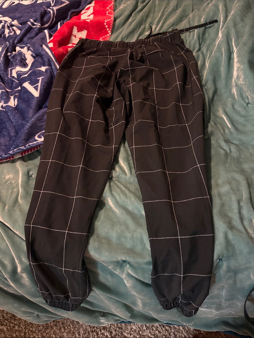 Albion black windowpane, destination, joggers sz Small